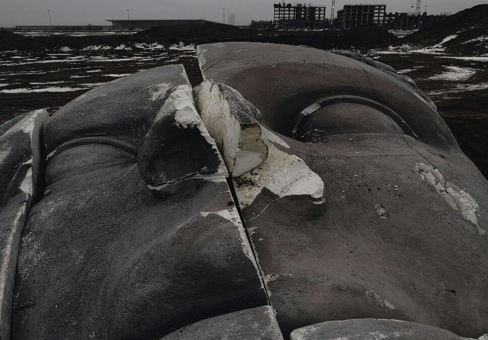 The Trauma of Everyday Life in an Age of Incivility, Emotional Disconnection, and Social Fragmentation